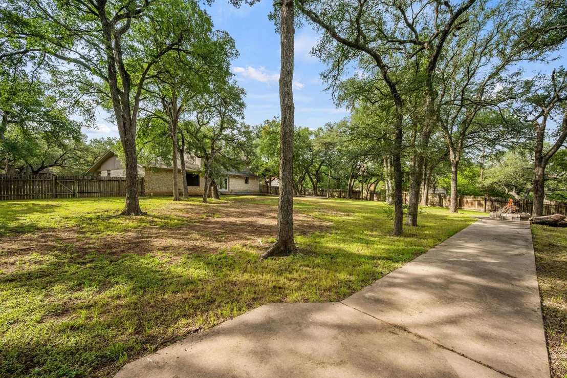 Photo of 210 Waxwing DR
