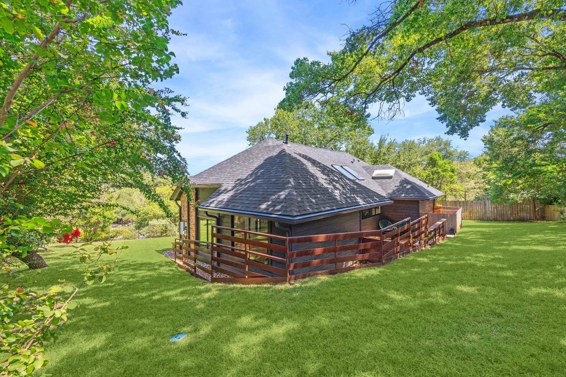 Photo of 3911 Dry Creek DR