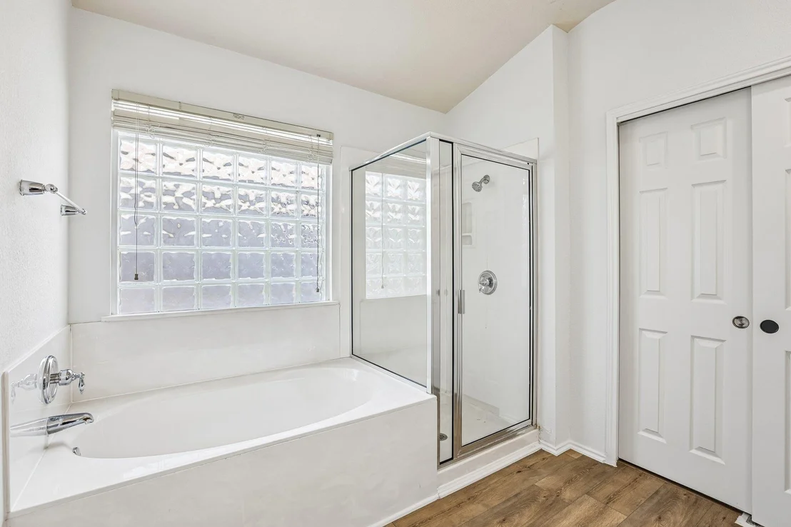 Photo of 1000 Monadale TRL