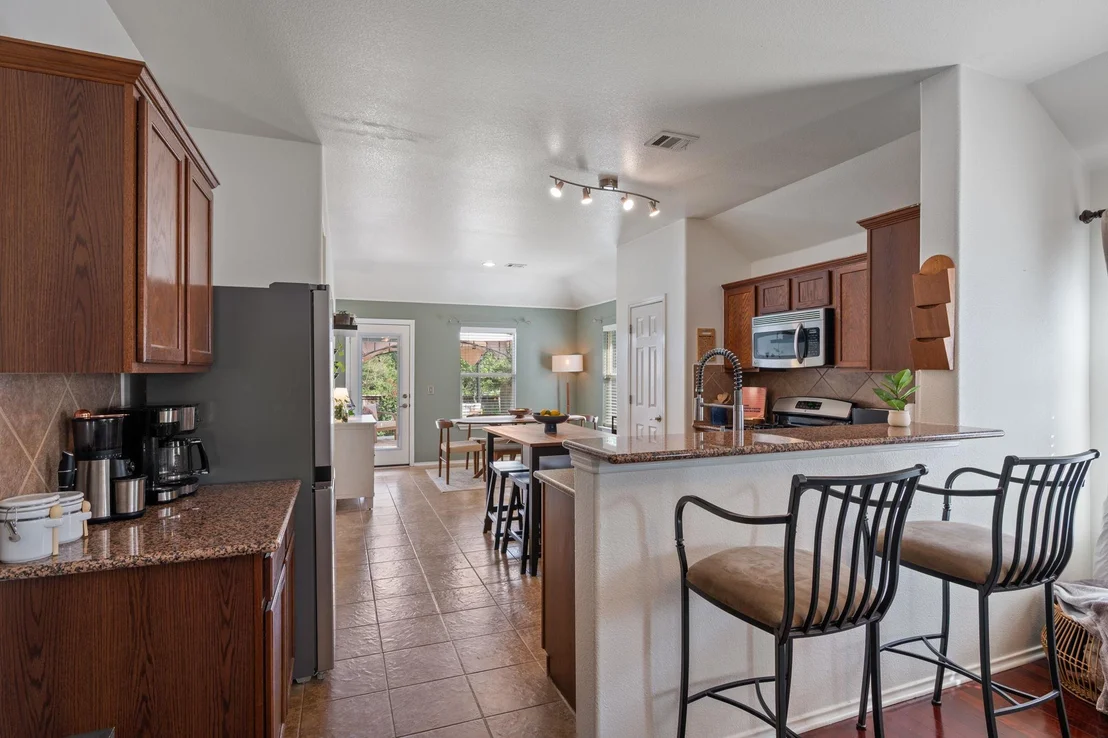 Photo of 10304 Lone Pine LN