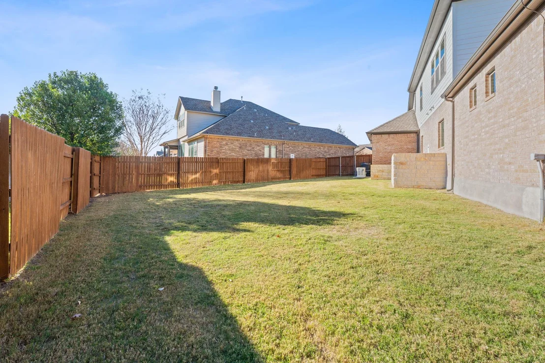 Photo of 512 Choke Canyon LN