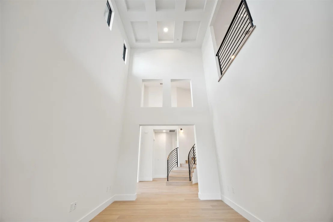 Photo of 10105 Cressida Bend
