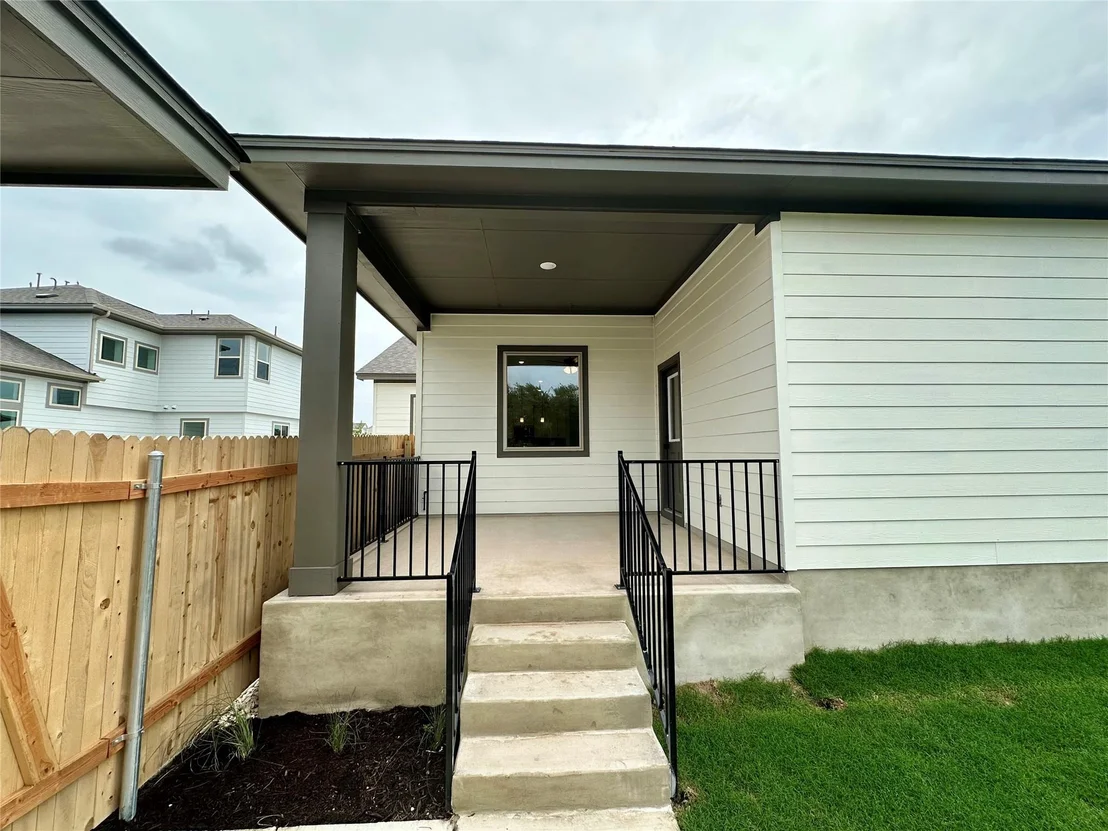 Photo of 412 Treadwell LN