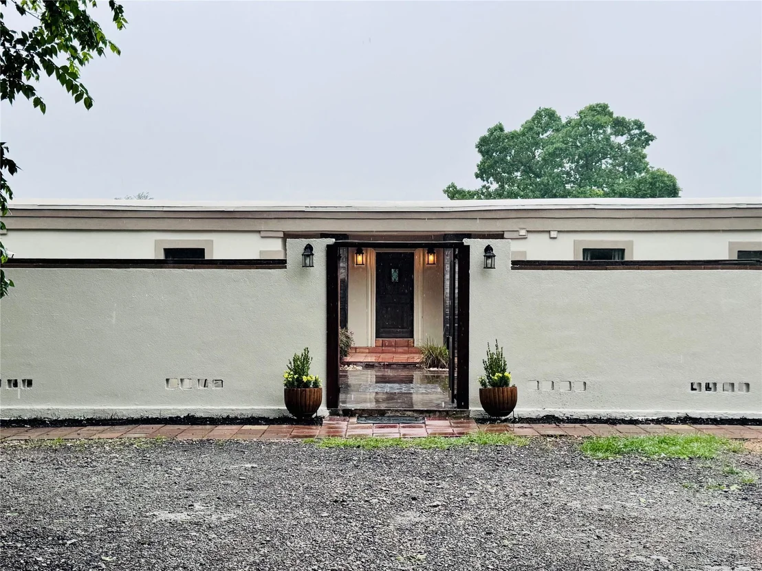 Photo of 127 Bogie DR