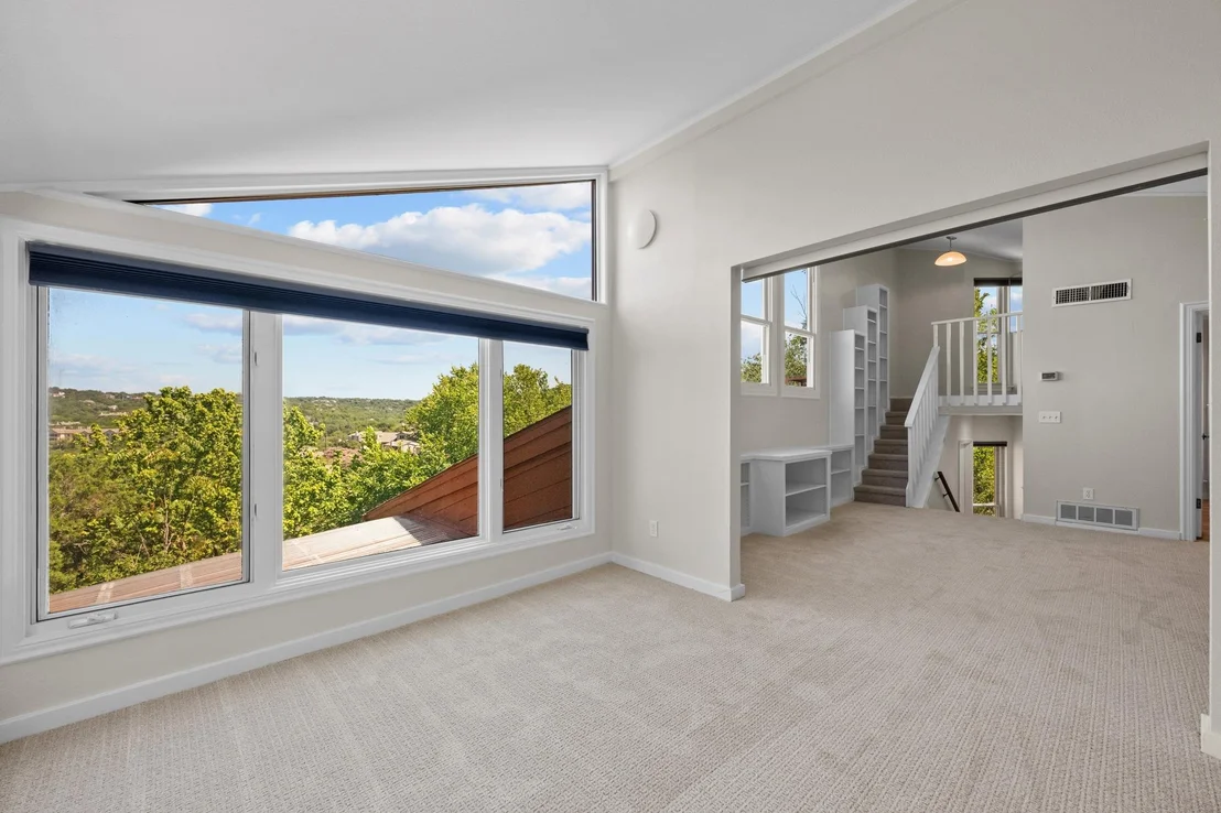 Photo of 5104 Beverly Hills DR