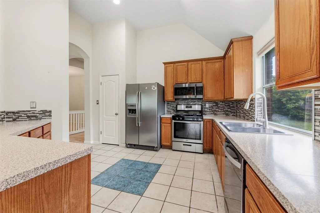 Photo of 406 Bellaire Oaks DR