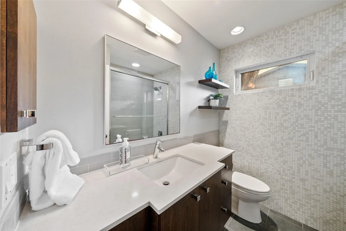 Photo of 8808 Point West DR