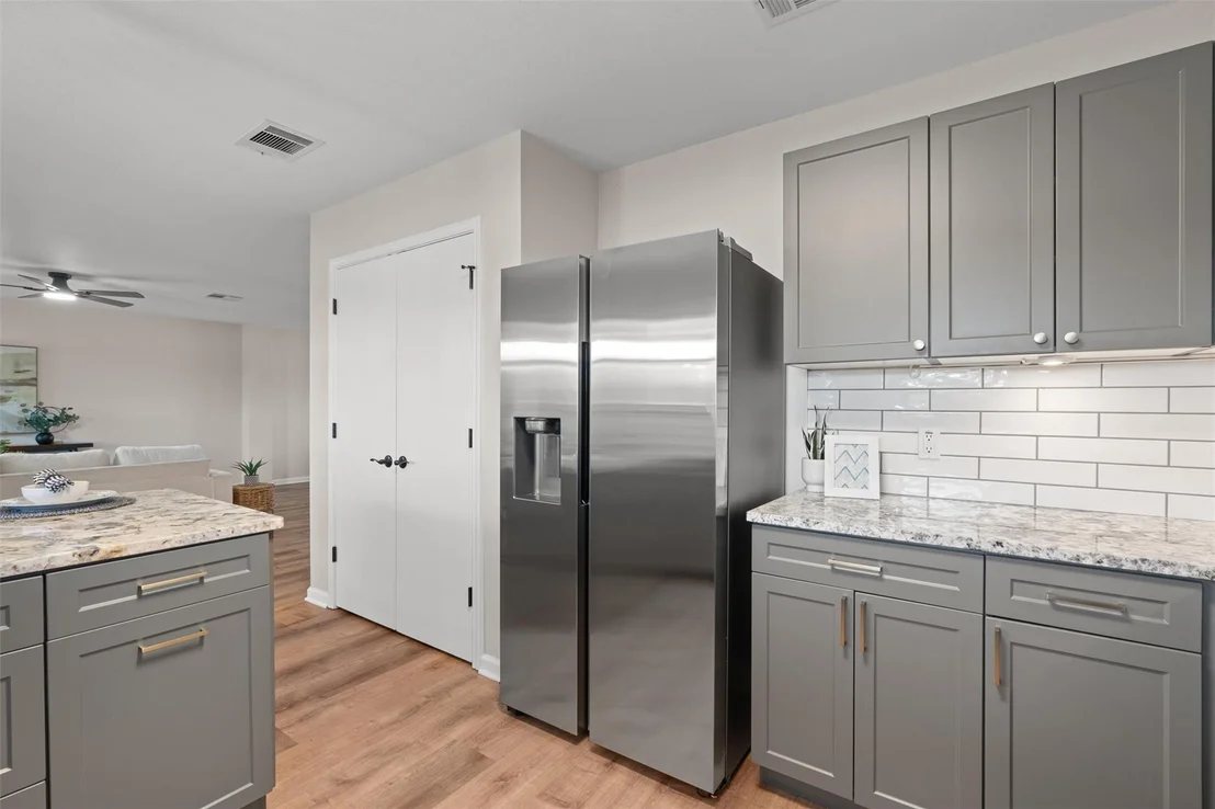 Photo of 724 Lavaca LOOP