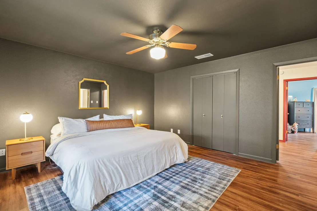 Photo of 301 Tallwood DR