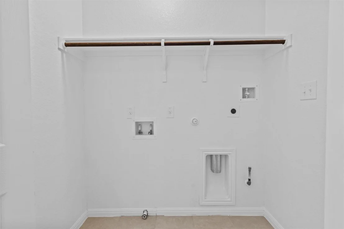 Photo of 520 Betty Ann WAY