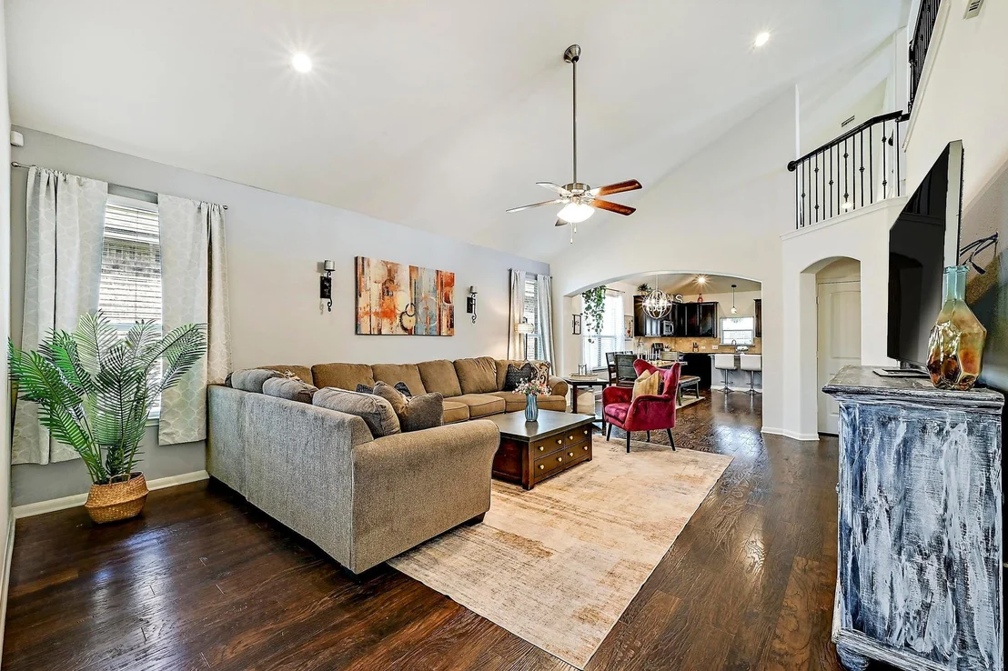 Photo of 2605 Etta May LN