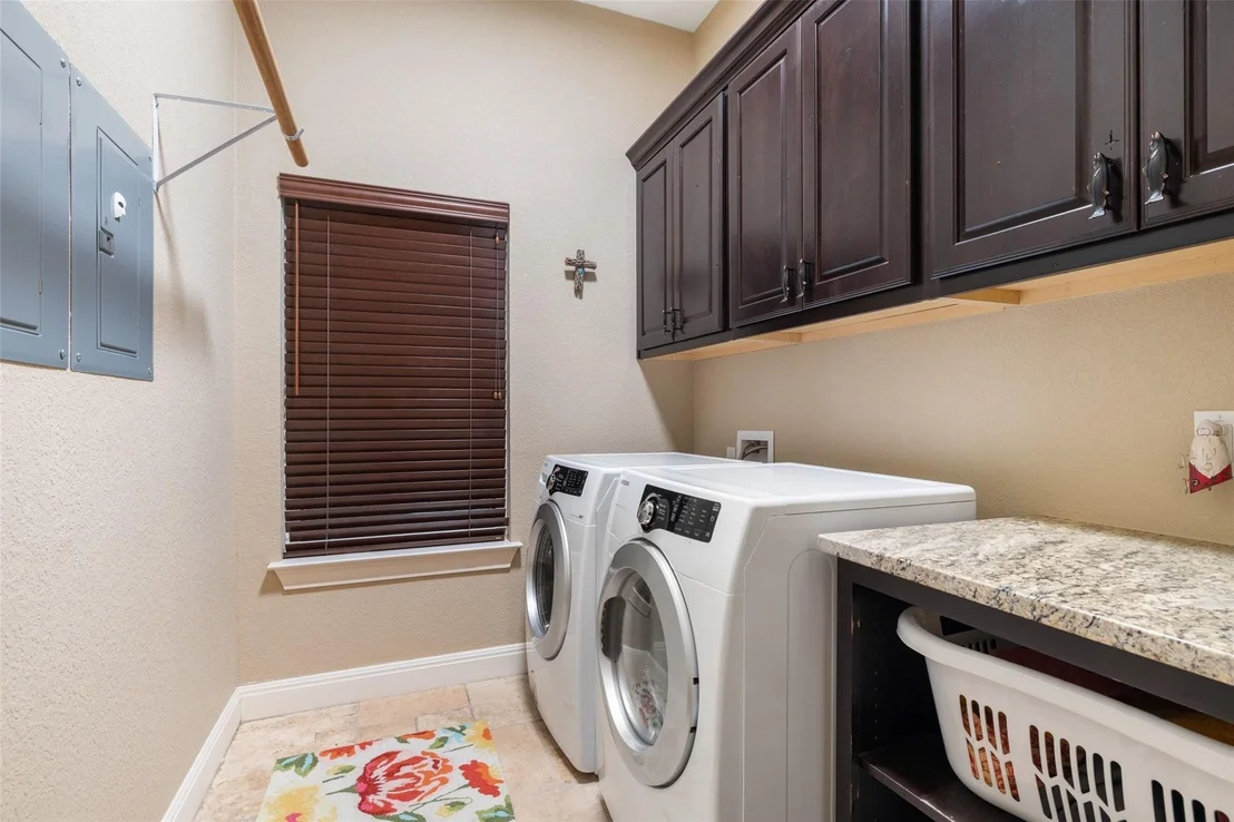 Photo of 348 Carlson CIR