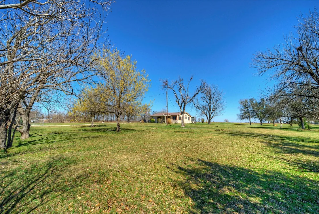 Photo of 901 County Road 134 RD