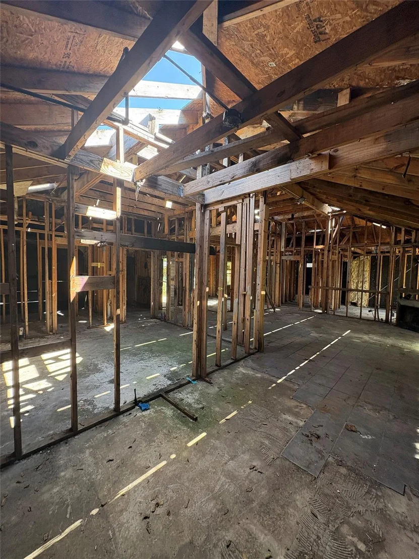 Photo of 205 Barberry DR