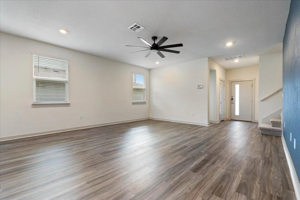 Photo of 7410 Sagira PATH