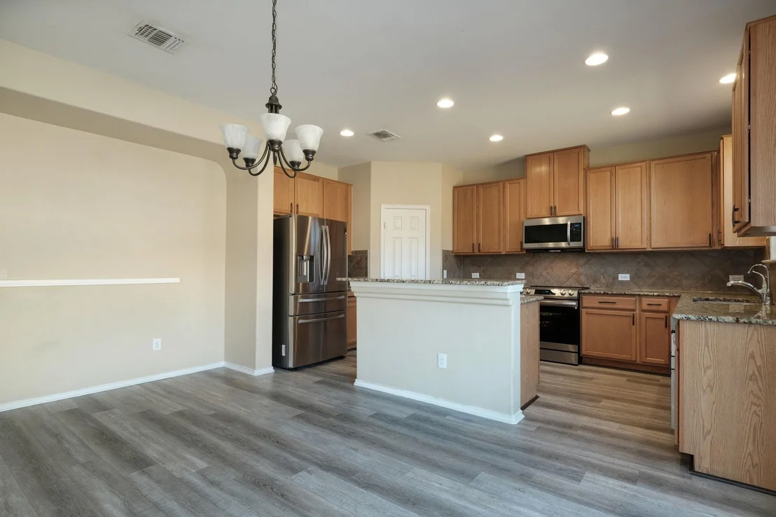 Photo of 1244 Yellow Iris RD