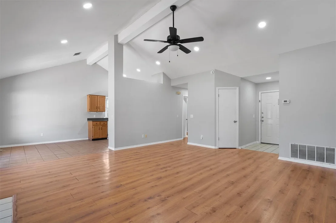 Photo of 1000 Deer Grove DR