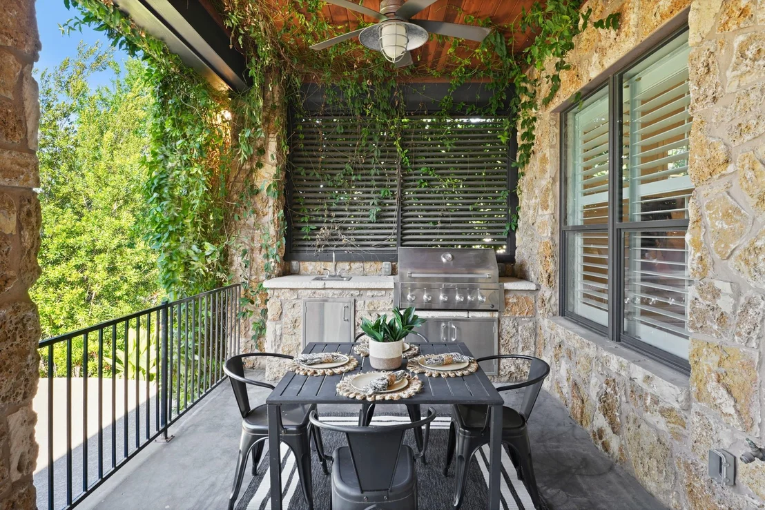 Photo of 106 Cactus Bend CV
