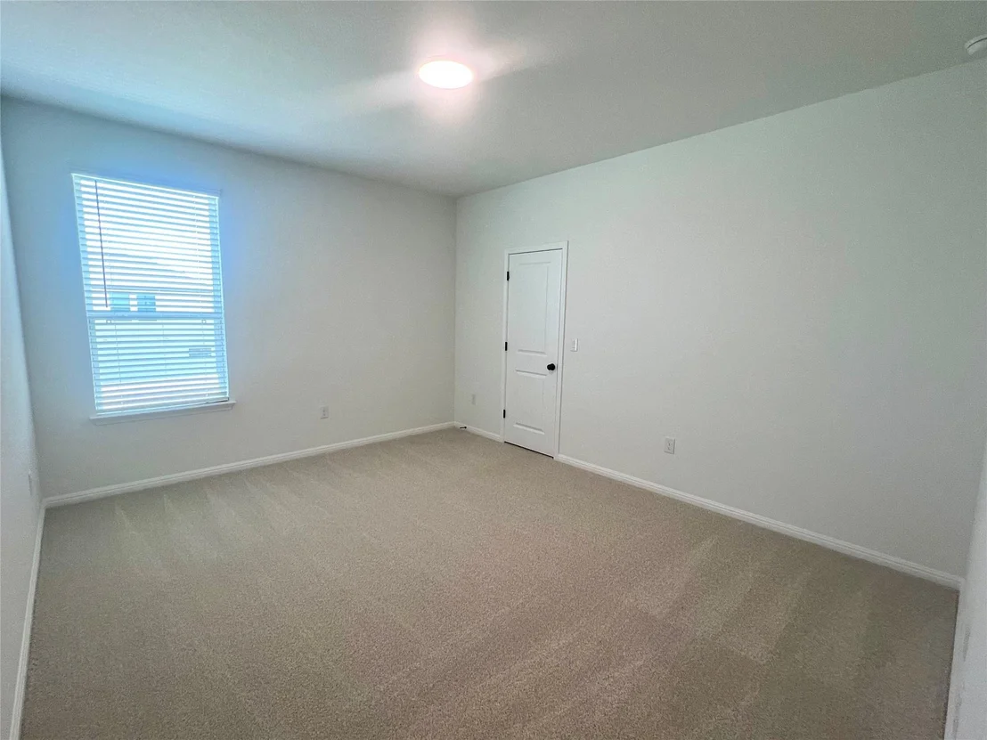 Photo of 365 Young ST