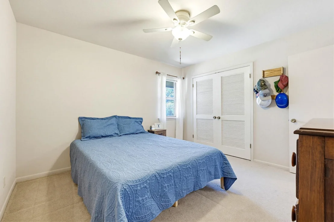 Photo of 20 Sheppard LN