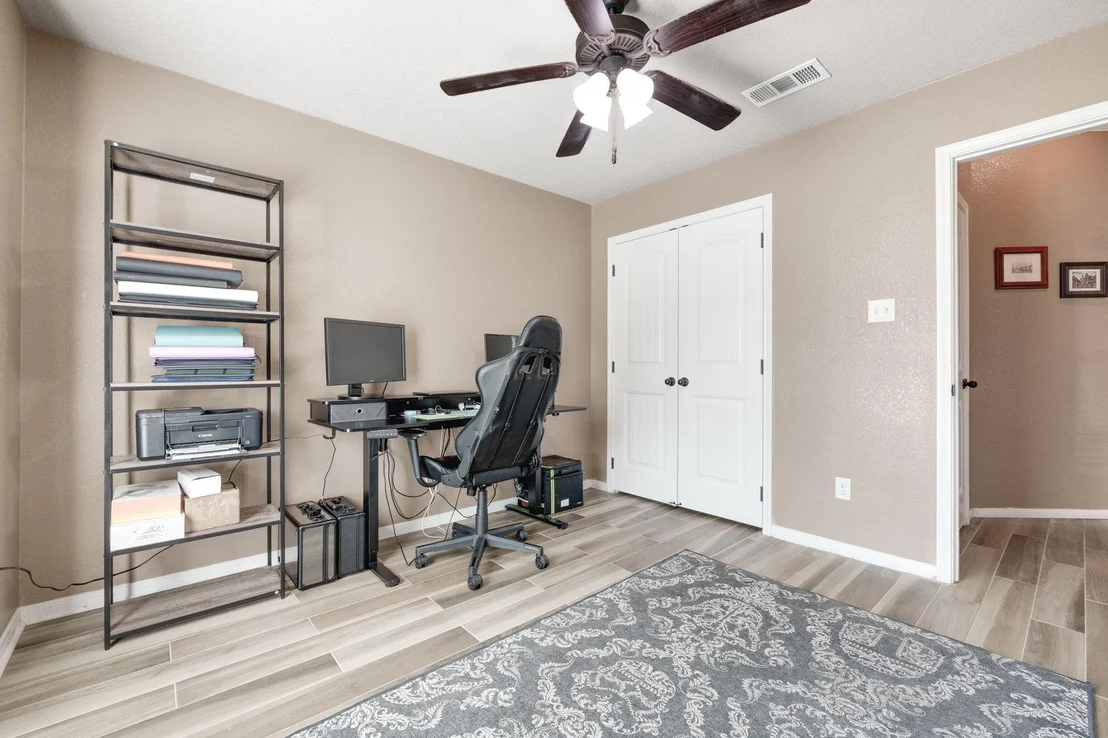 Photo of 2411 Scott DR