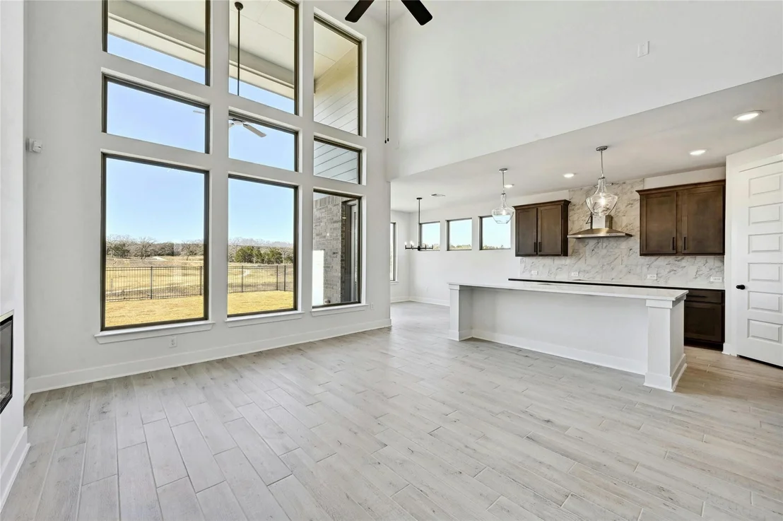 Photo of 122 Bottlebrush CV