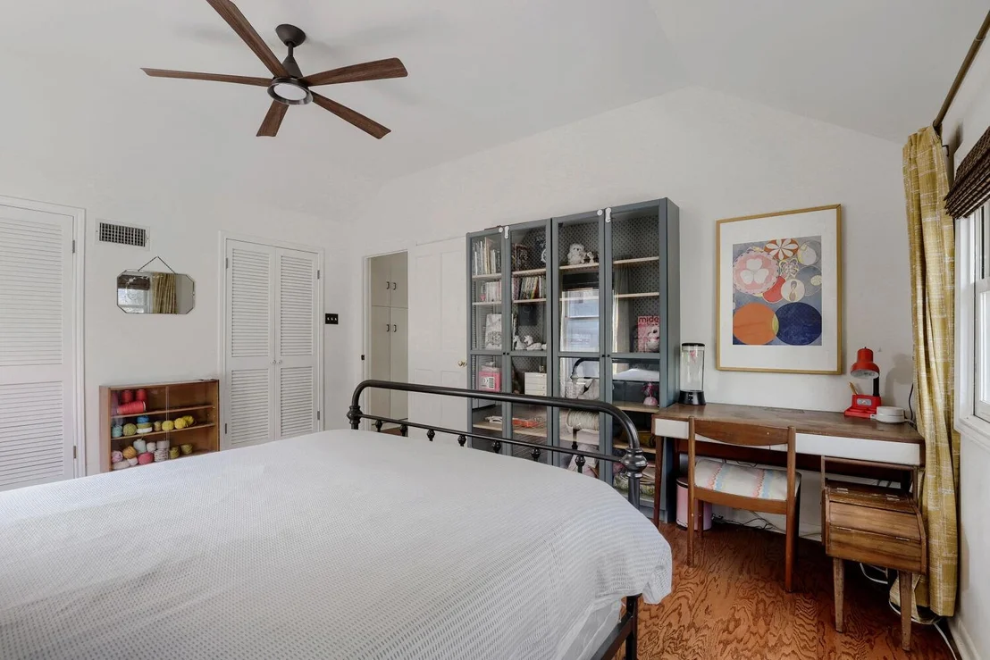 Photo of 1701 Alameda DR