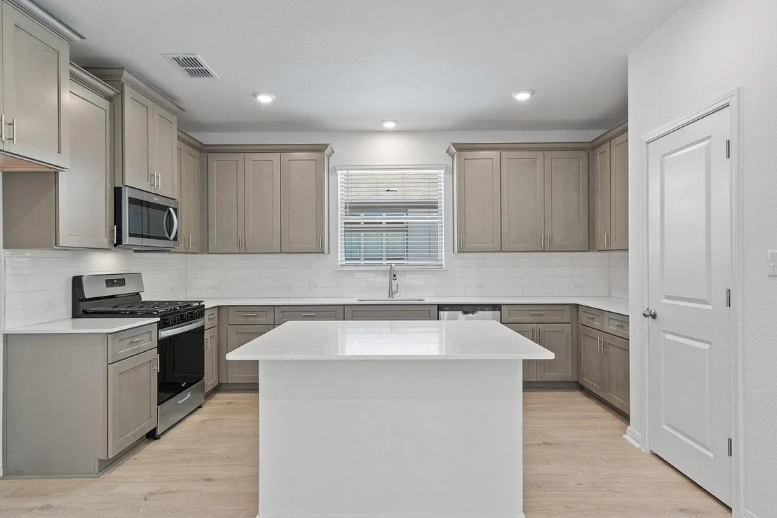 Photo of 424 Treadwell LN