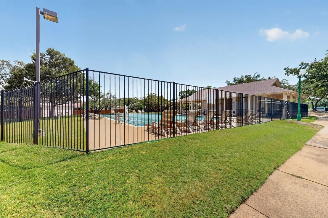 Photo of 4628 Hoffman DR