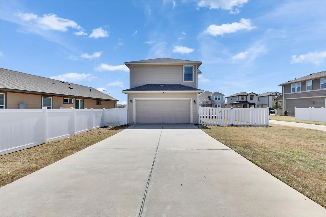 Photo of 416 Cane River RD