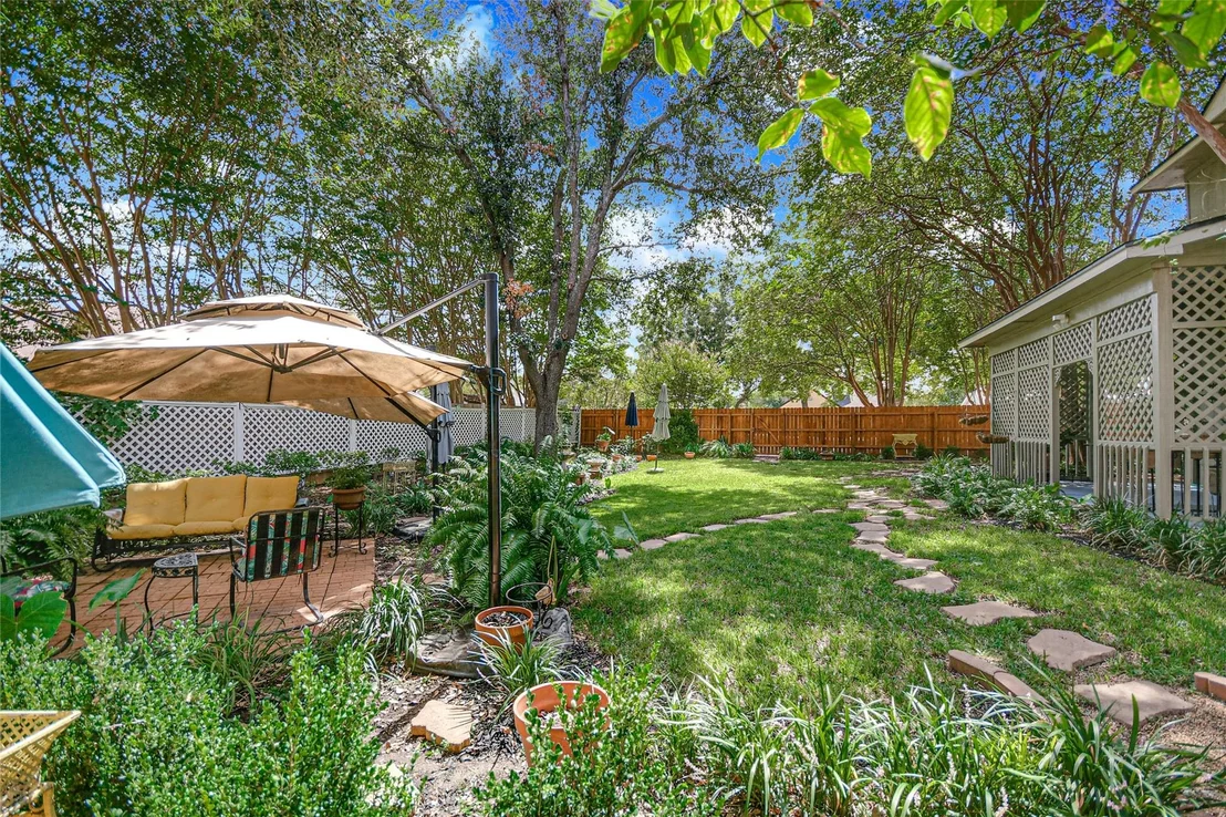 Photo of 401 Pleasant Valley DR