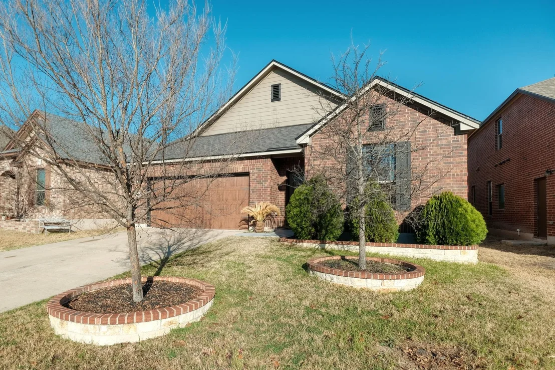 Photo of 1244 Yellow Iris RD