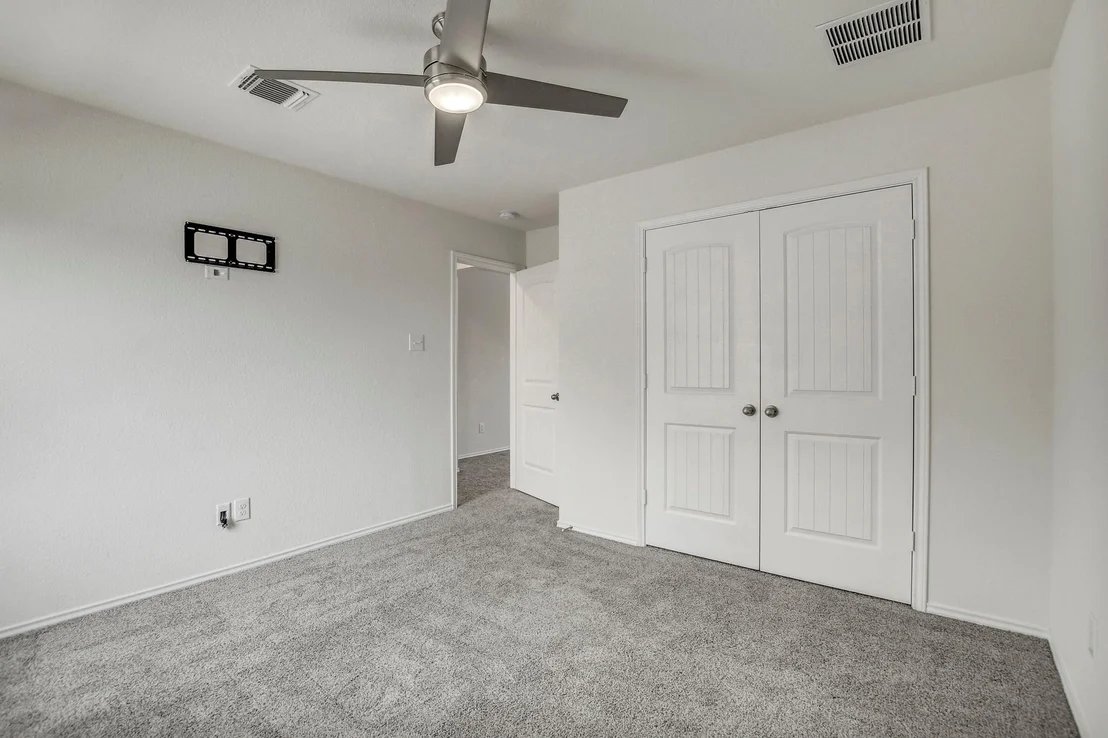 Photo of 8092 Gato LN