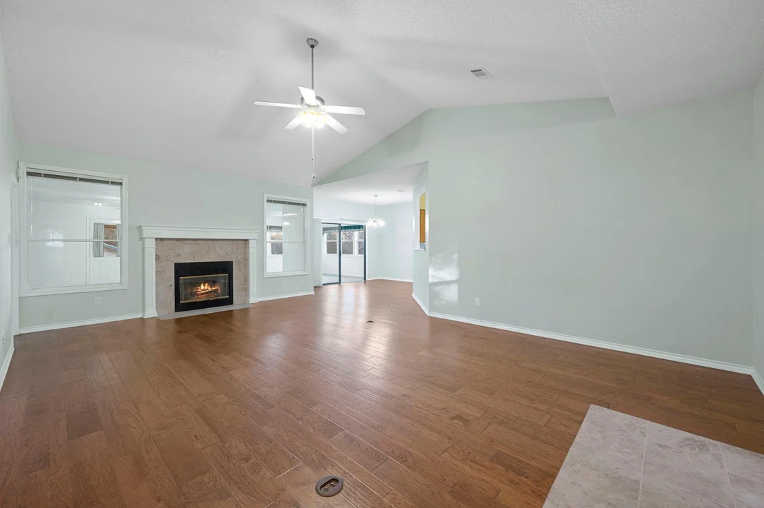 Photo of 11935 Meadowfire DR
