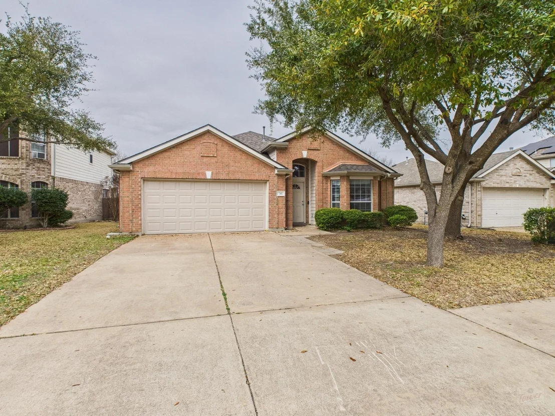 Photo of 741 Rusk RD