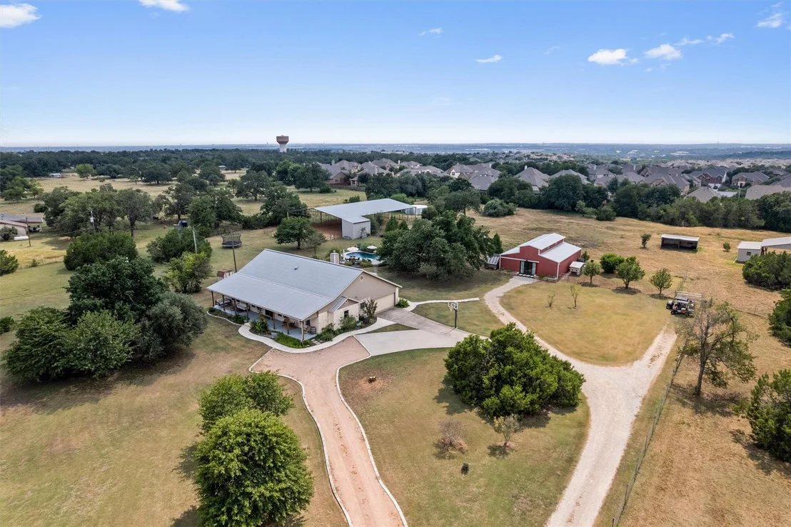 Photo of 323 Patricia RD