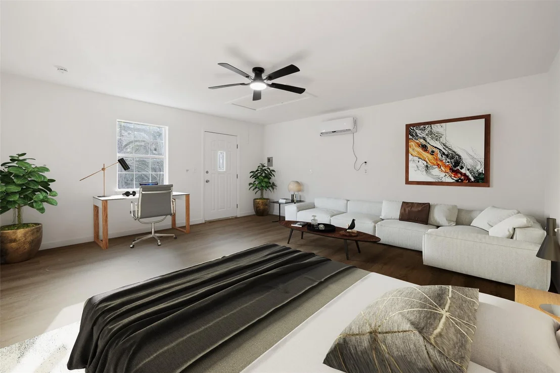 Photo of 707 W 7th ST