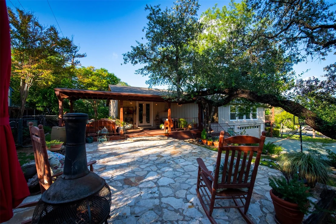 Photo of 5504 Lands End ST