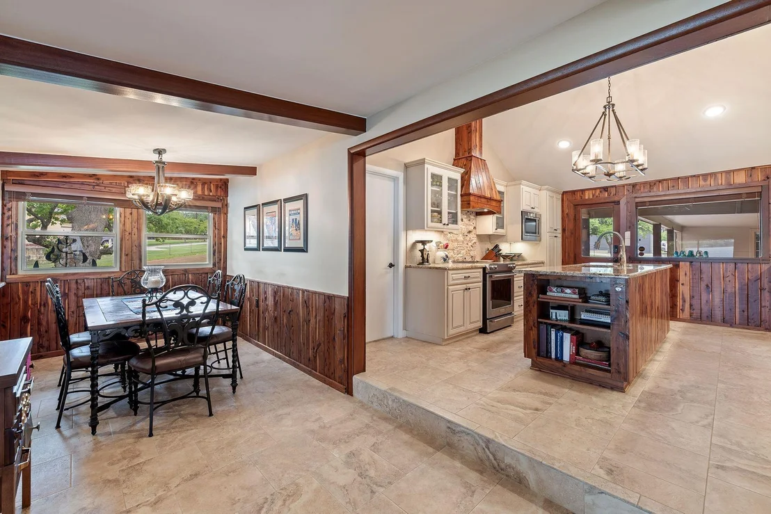 Photo of 104 Bluebonnet CIR