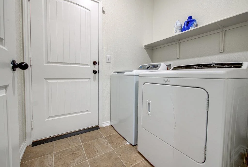 Photo of 900 Solitude DR