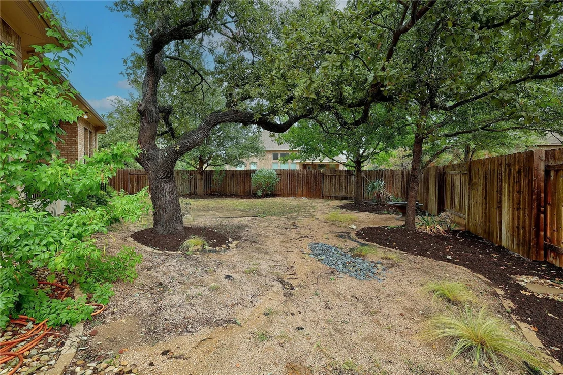 Photo of 2616 Hilltop Divide LN