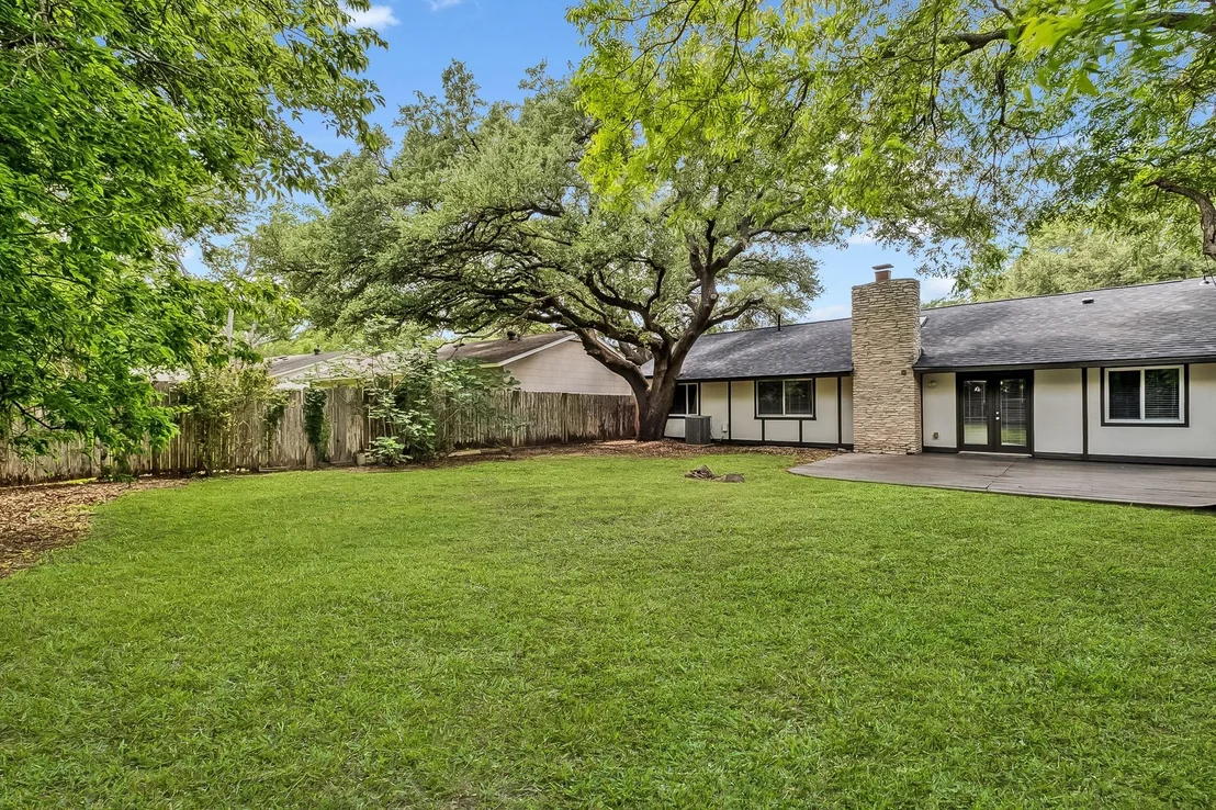 Photo of 10417 Firethorn LN