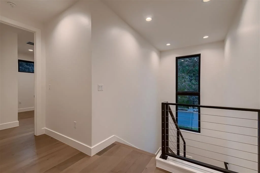 Photo of 5810 Fairlane DR