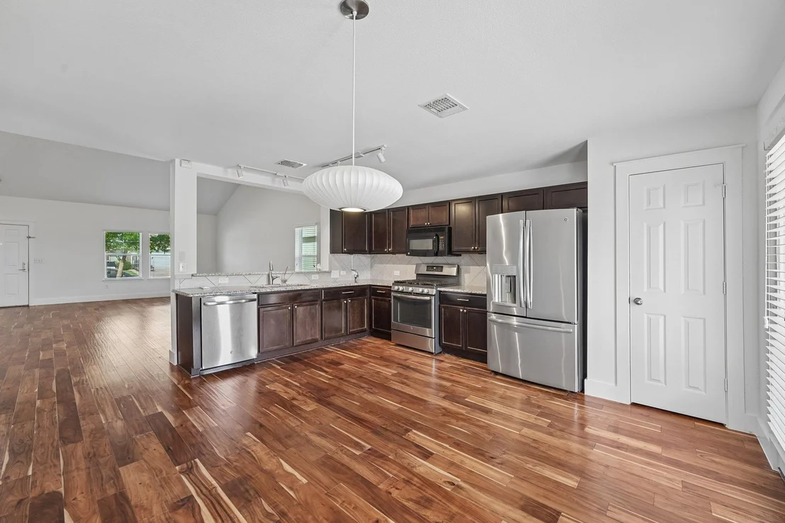 Photo of 18100 Ryegate DR
