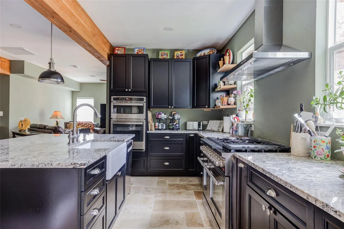 Photo of 7917 Forest View DR
