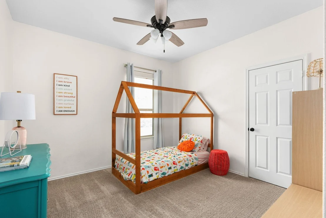 Photo of 7005 Longford TRL