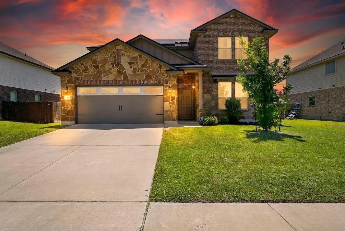 Photo of 5102 Primavera LN