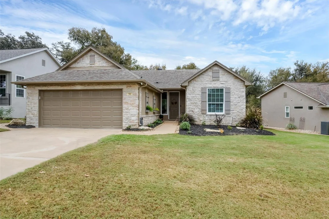 Photo of 104 Larkspur LN
