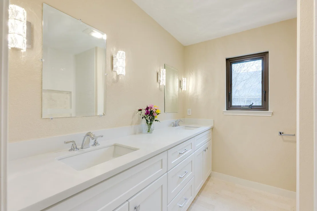 Photo of 2403 Braemar CV