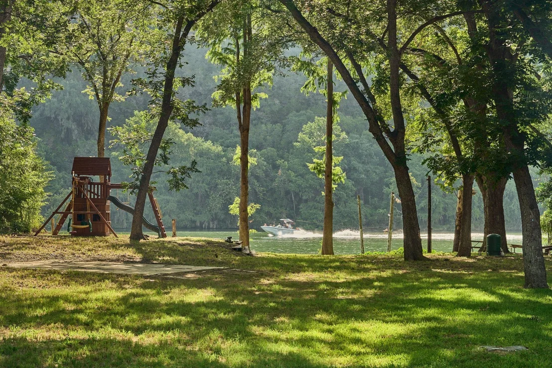 Photo of 2701 River Hills RD